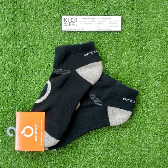 KAOS KAKI SEKOLAH/ KAOS KAKI OLAHRAGA ORTUSEIGHT RAPID SOCKS A - BLACK