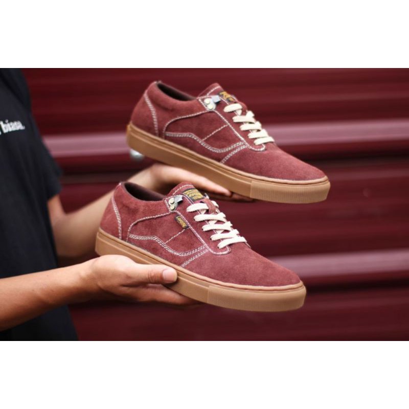 Sepatu Lokal Shoes Local Pride Cevany Gordon Low Cut Maroon Gum Suede