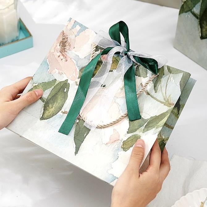 

PRQHH5049 Premium Paperbag kado/ Kantong kado / Paperbag gift/ KANTONG TAS KARTON /paper bag Kado
