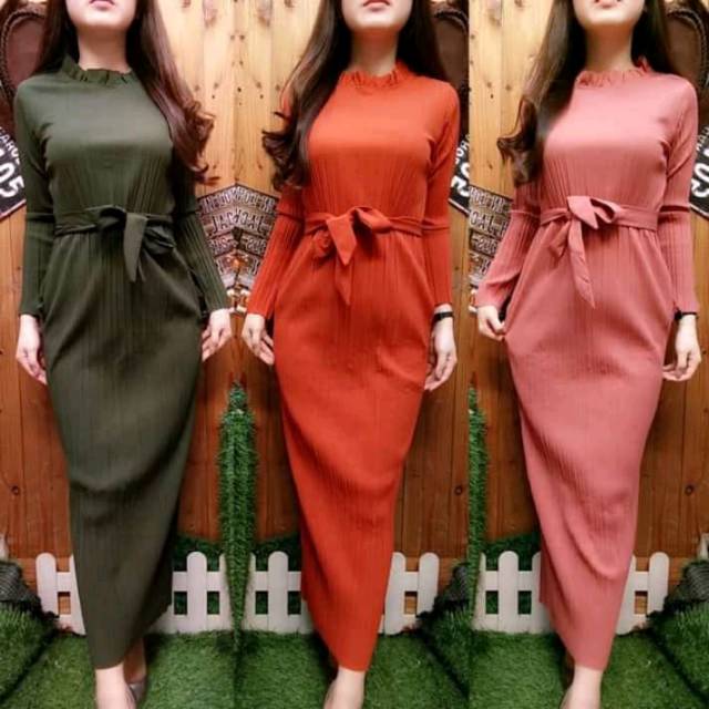 Dress plisket import