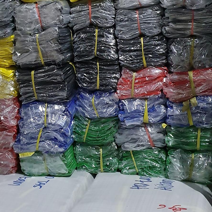 

Cuci Gudang 12.12 plastik packing 30 x 40 isi 100 を