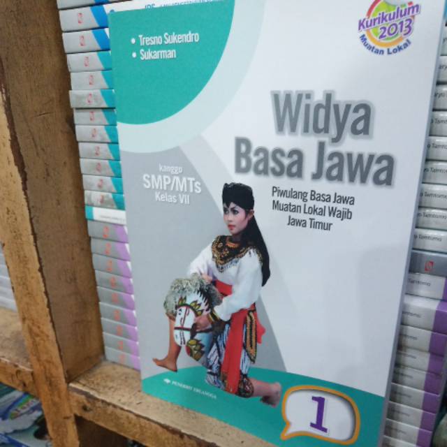 Paket Bahasa Jawa Kelas 7 Rismax