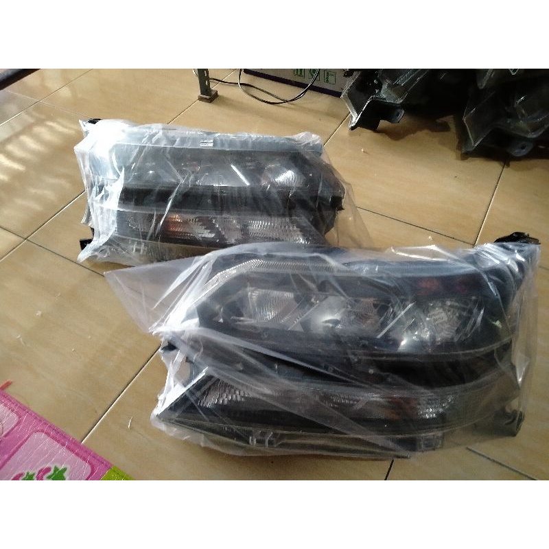 headlamp avanza 2020 kanan kiri