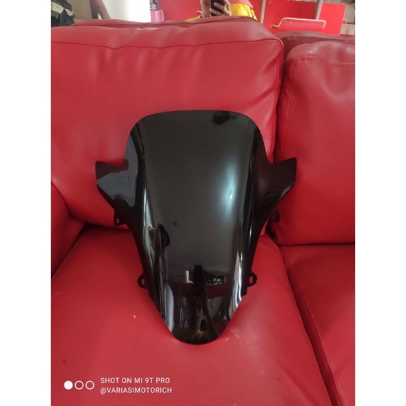 VISOR PCX 160 HITAM PEKAT / GLOSSY WINDSHIELD PCX 160 MODEL THAILAND TEBAL 3MM
