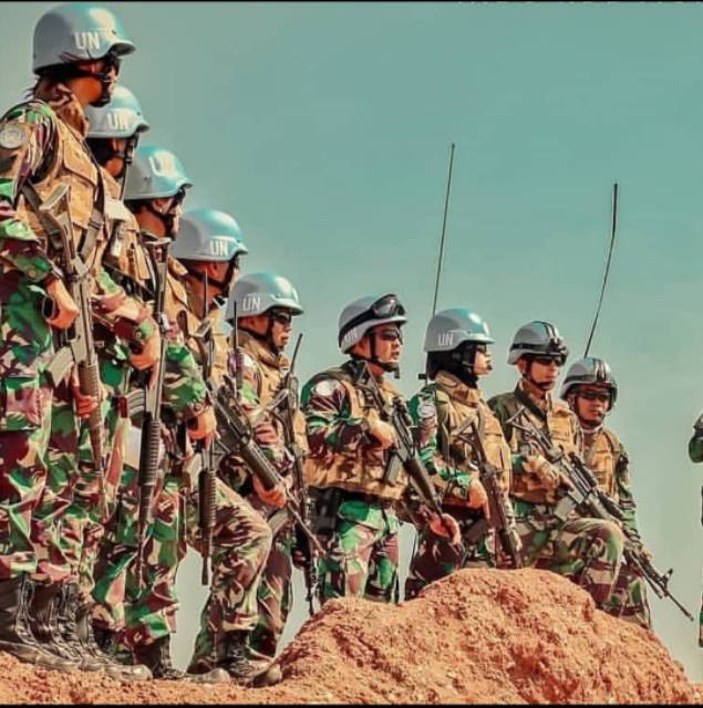 helm UNIFIL / helm 3in1