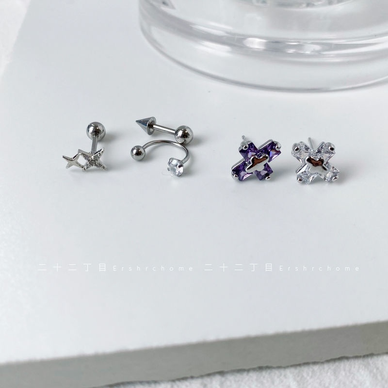 Anting Tusuk Bentuk C Bahan titanium steel Hias zircon Untuk Pria / Wanita