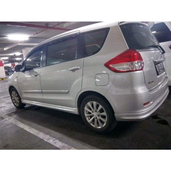 AKSESORIS MOBIL bodykit ertiga standart ,