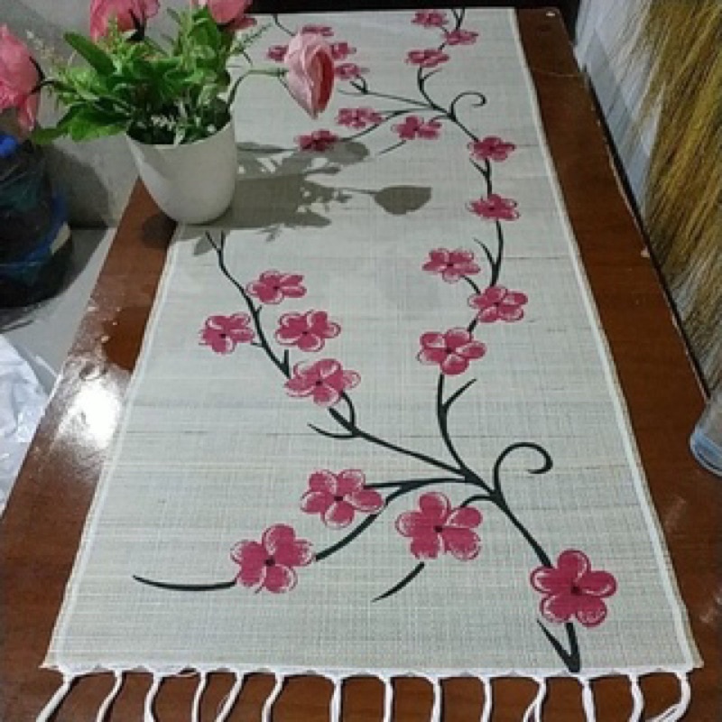 TAPLAK MEJA / TABLE RUNNER Anyaman shubby / karpet mini