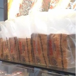 

Roti SUISSE hayam wuruk/roti tawar lembaran(minimal PESAN 10 ROTI campur, harus sesama SUISSE)