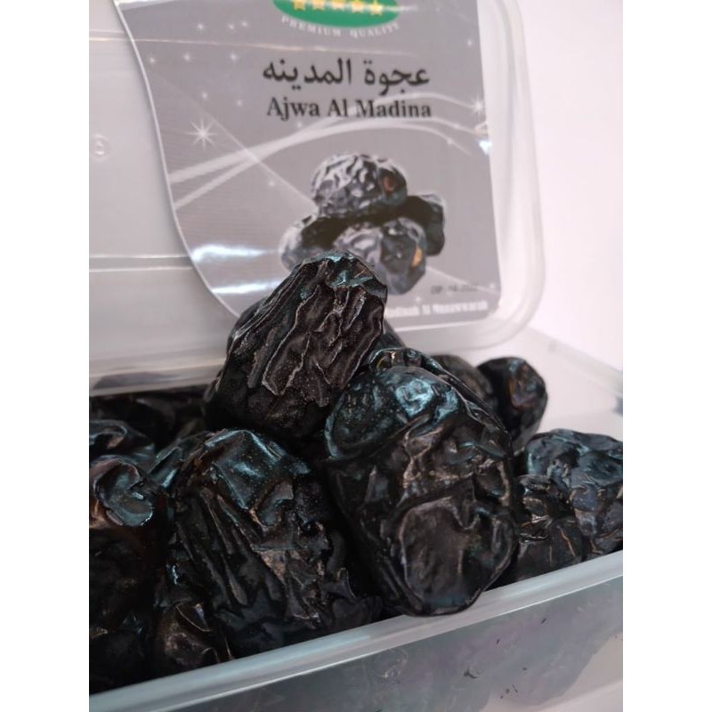 

Kurma Ajwa Al Madinah 500grm Asli 100%