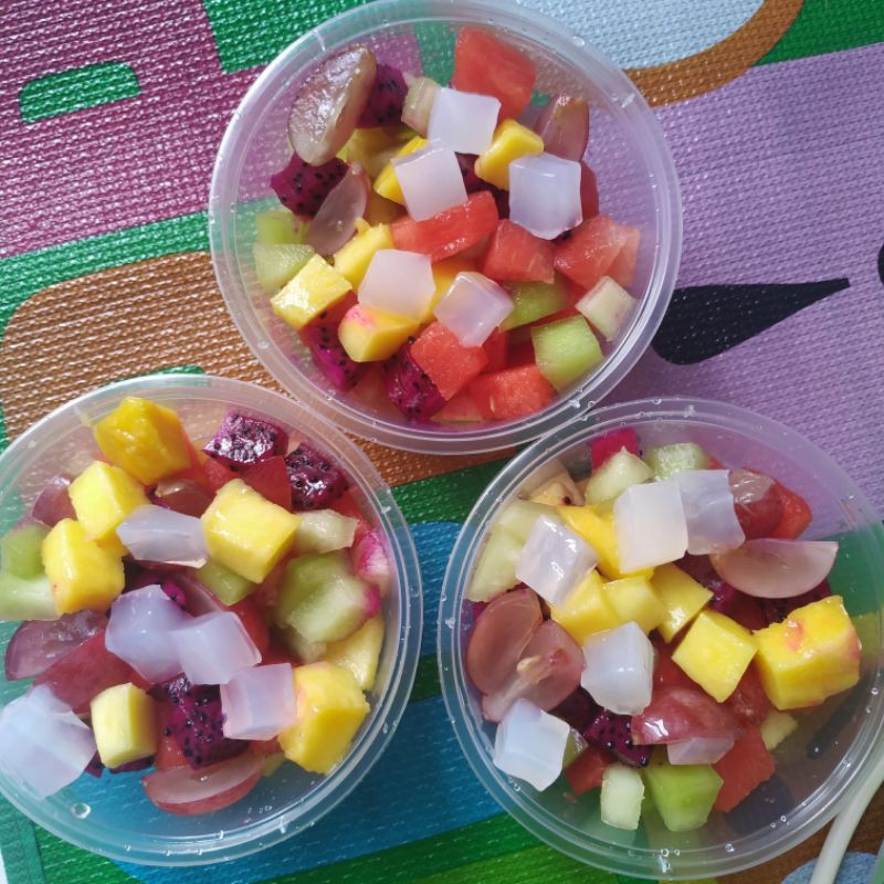 

Salad buah 300 ml