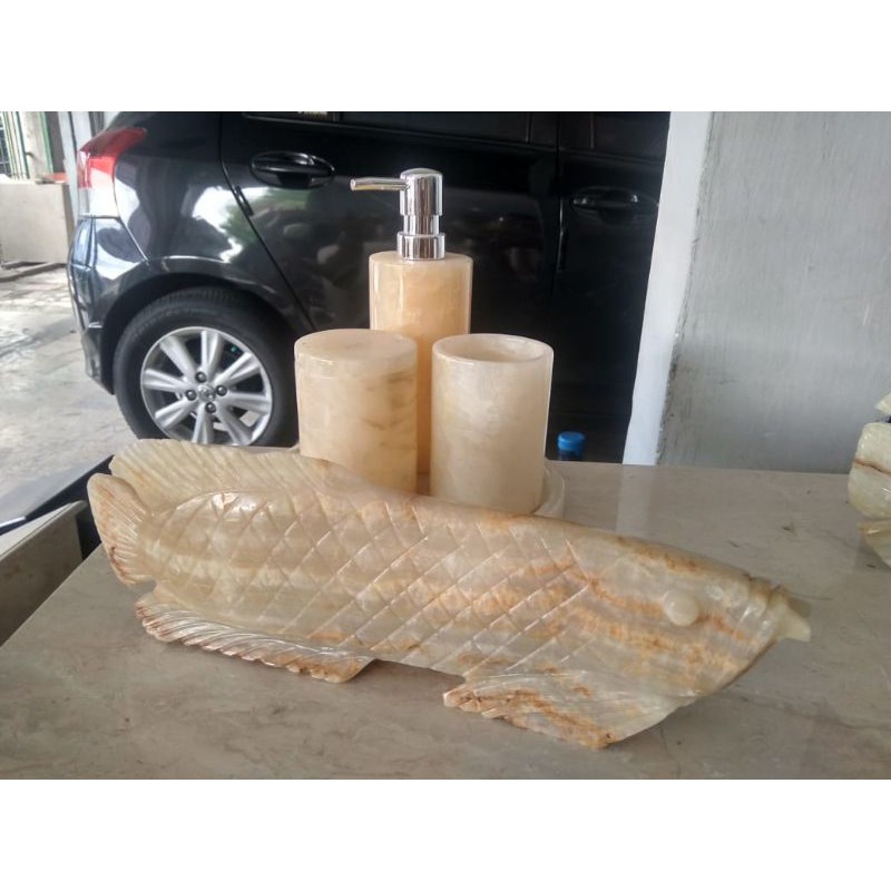 Patung ikan onix khas Tulungagung Terlaris