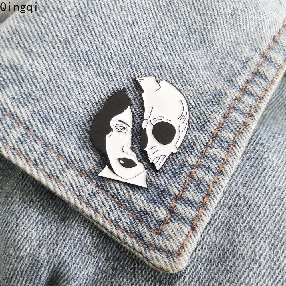 Bros Pin Enamel Bentuk Tengkorak Setengah Gaya Punk Gothic Untuk Wanita