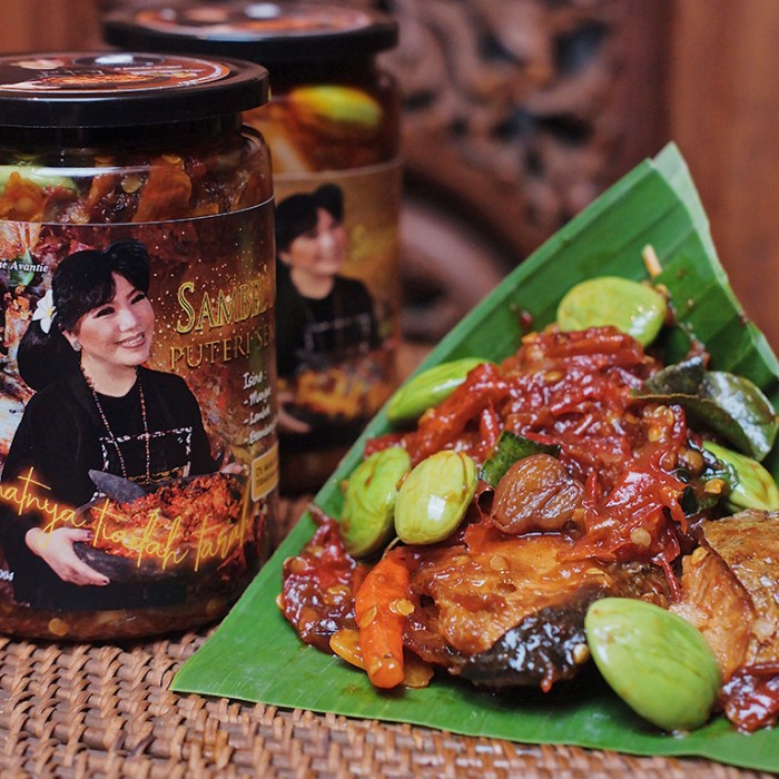 

- BARU Sambel Goreng Mangut Puteri Kemayu 250 ml by Anne Avantie - TANPA PETE