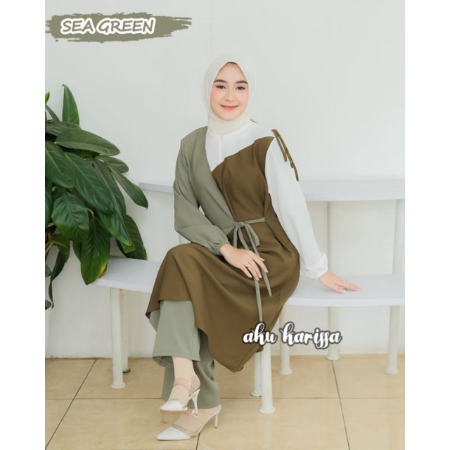 one set by aku karissa