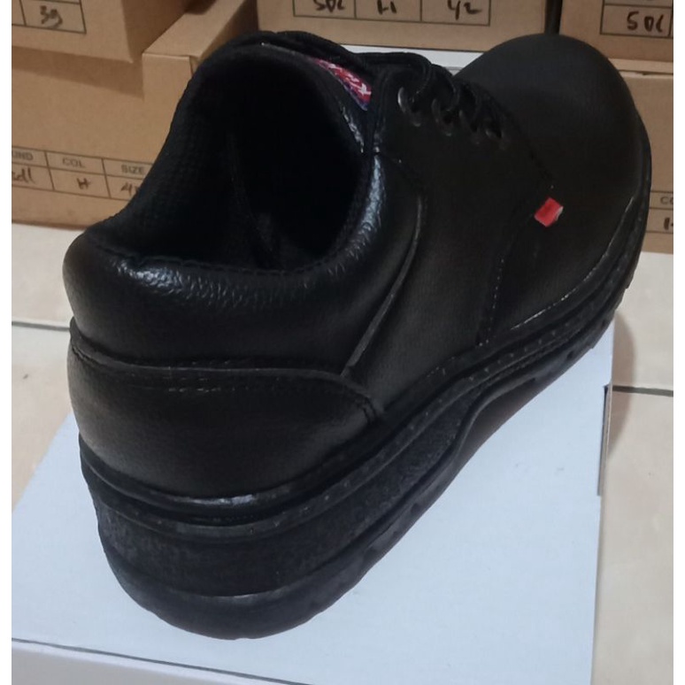 sepatu safety Ujung besi sol dijahit keliling sepatu kerja sepatu safety
