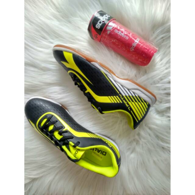 Sepatu futsal diadora fifty original free dekker