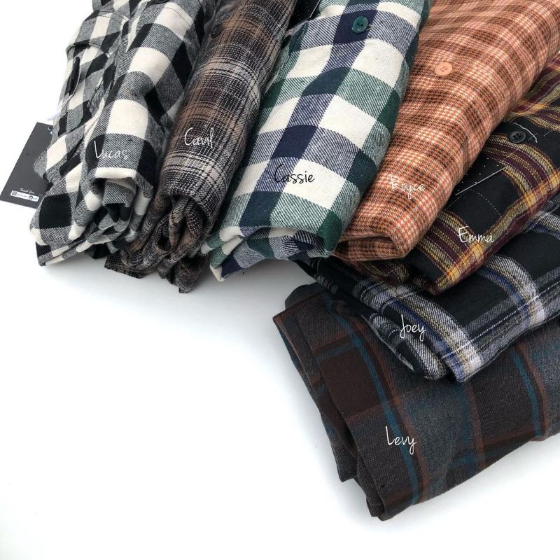 Adyra flanel tunik by outfix (CAVIL size L)