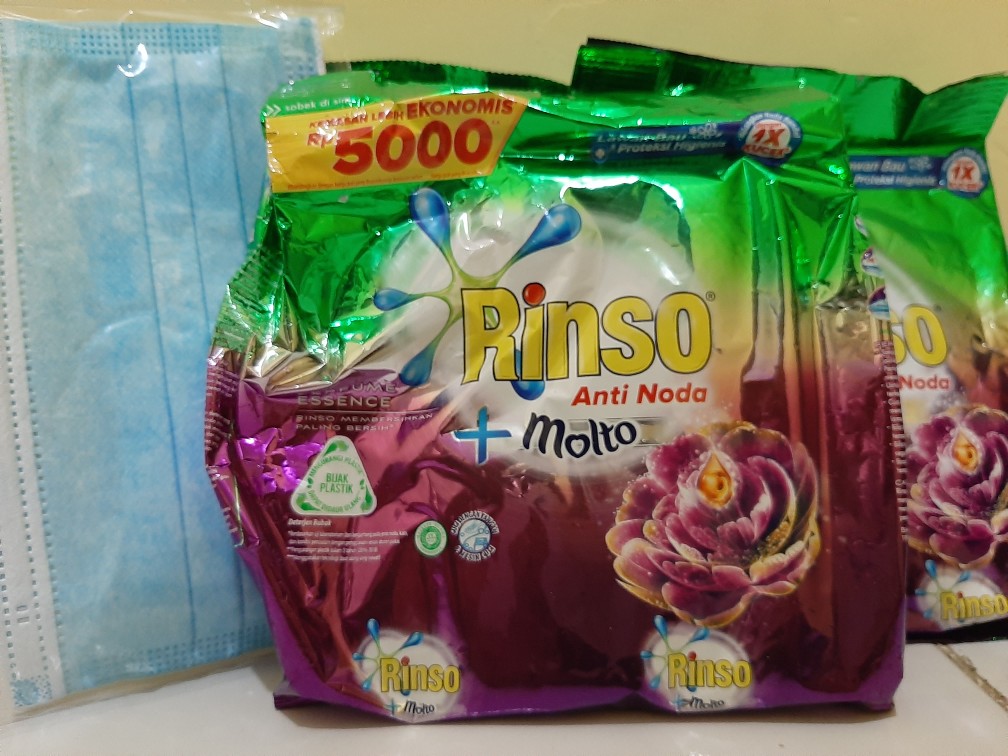 Rinso Deterjen/detergen Bubuk Pakaian 240 Gr