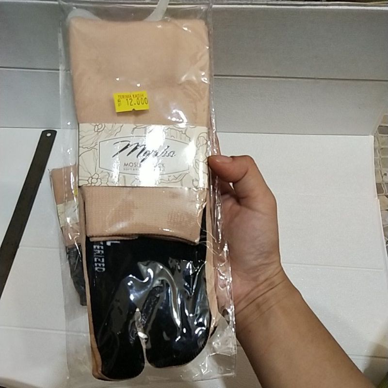 kaoskaki mysha bahan bagus