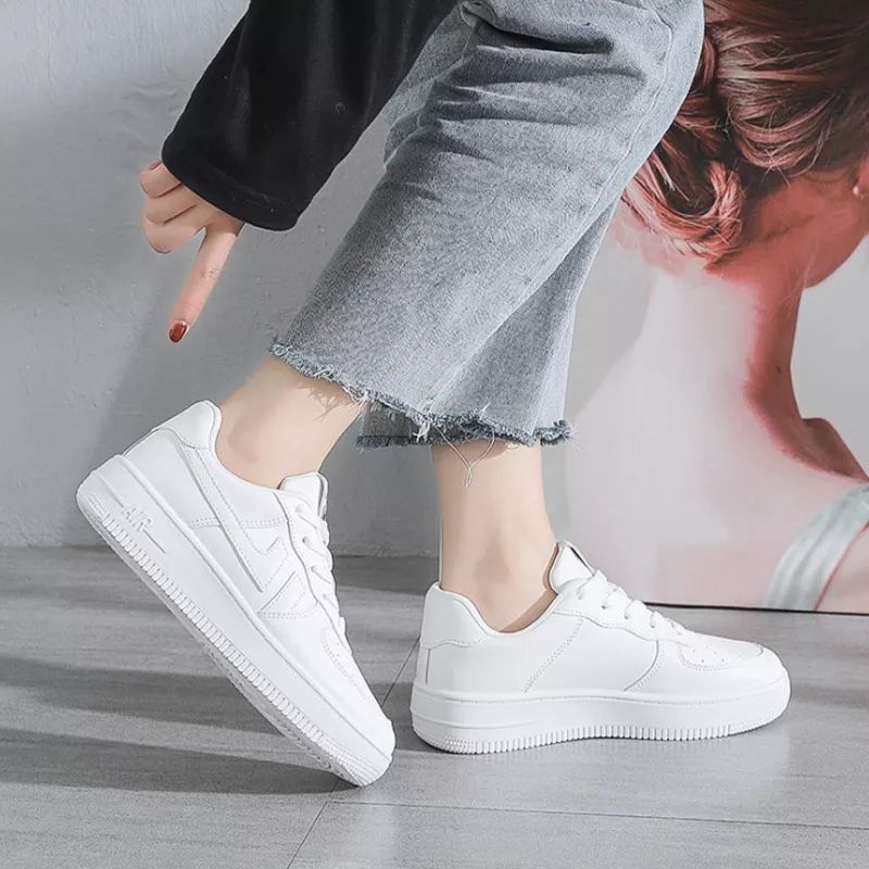 Sepatu Sneakers Wanita Shoes NlKE Air05