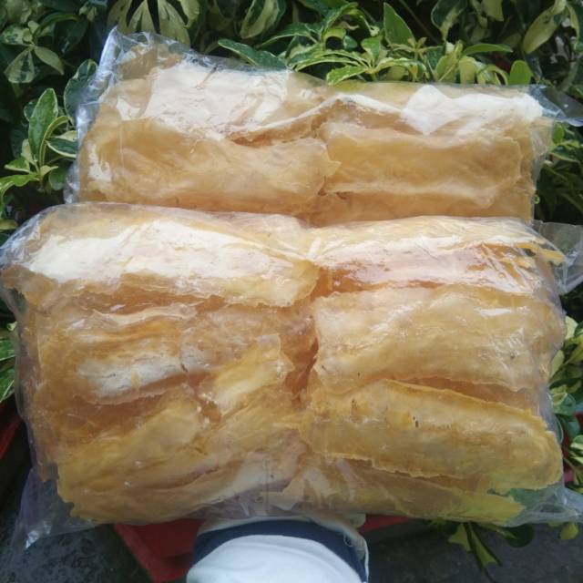 

Kripik singkong (kripik tette) super enak 100% lemk gherbhu isi 100pcs