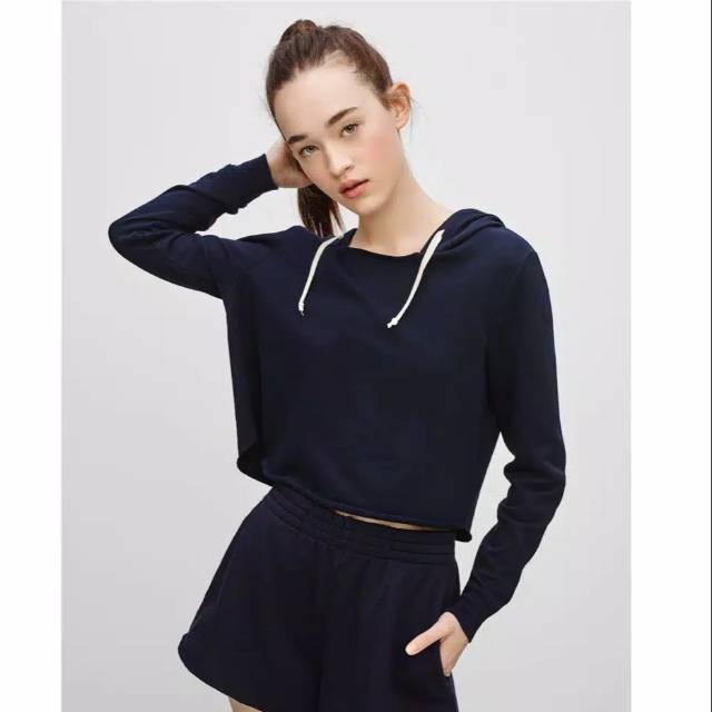 SWEATER CROP BASIC POLOS HOODIE TALI SERUT