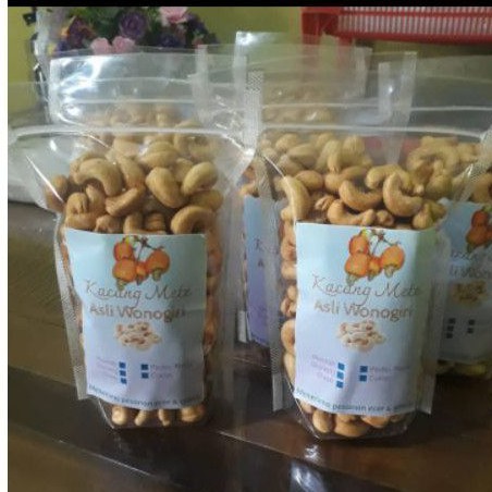 

Kacang mete goreng biasa 250 gram