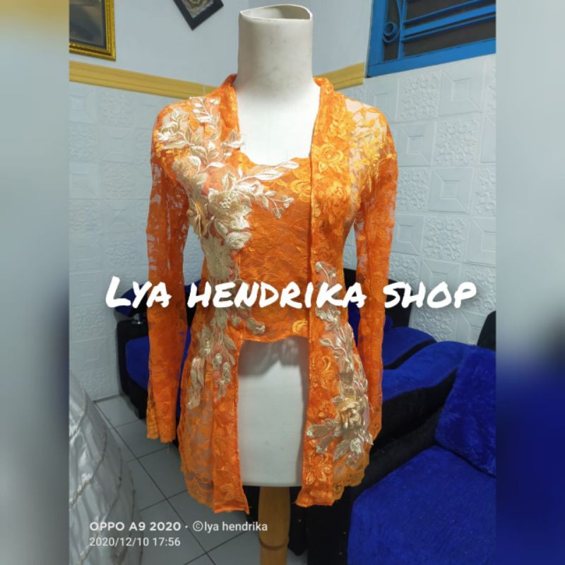 kebaya kutu baru