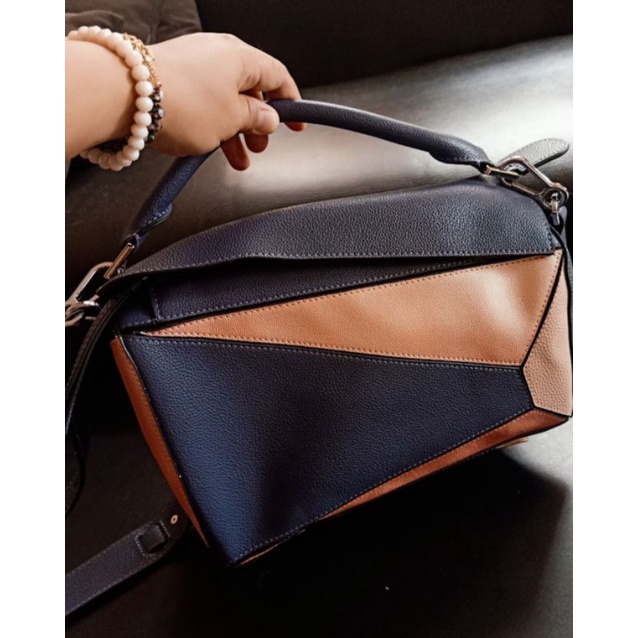 ala Loewe bag