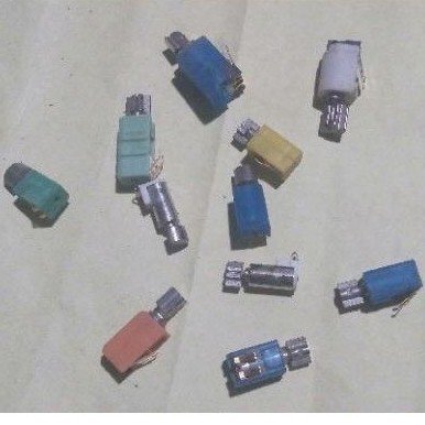 Dinamo getar hp persegi