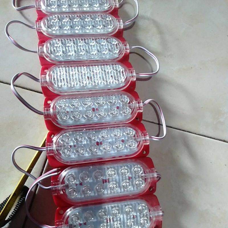 lampu bak truk