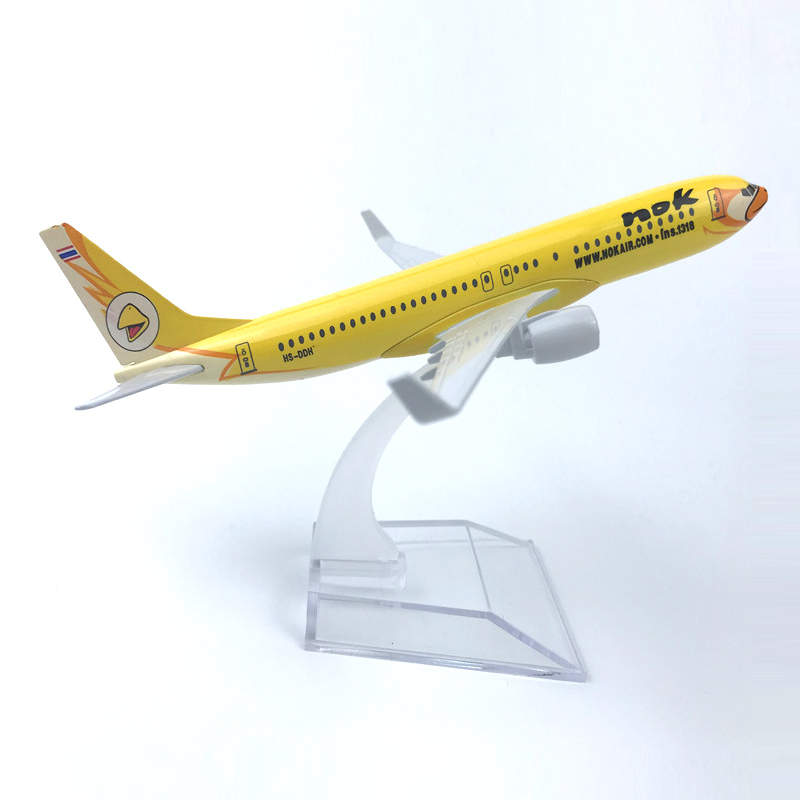 Model Pesawat Terbang Airways NOK B737 737 Bahan Metal Warna Kuning Ukuran 16CM Untuk Dekorasi