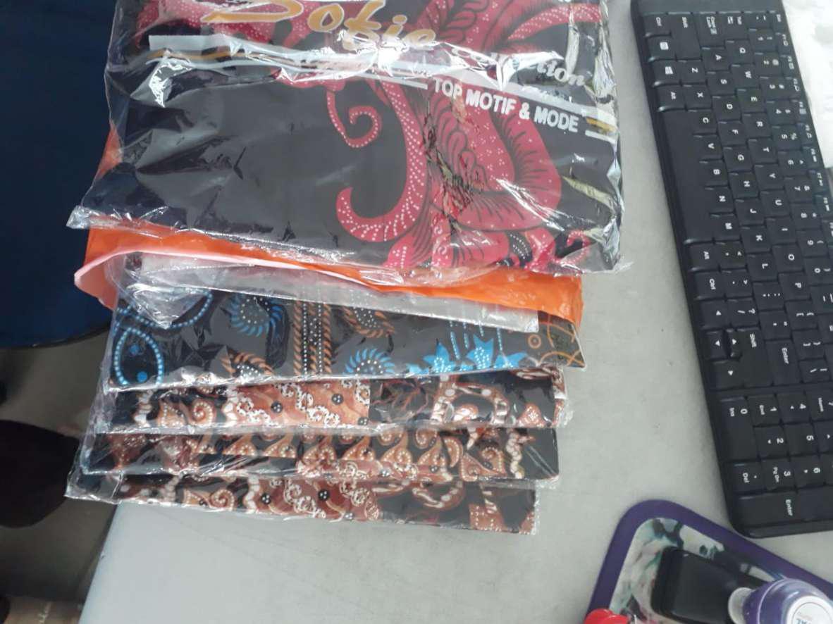 Promo Akhir Tahun  Kemeja Batik Batik Pria Batik Kantor Batik Halus Pekalongan