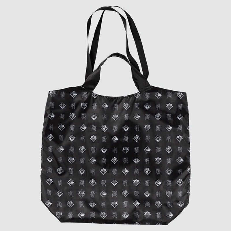 UNIQLO X JUJUTSU KAISEN TAS SAKU UNIQLO