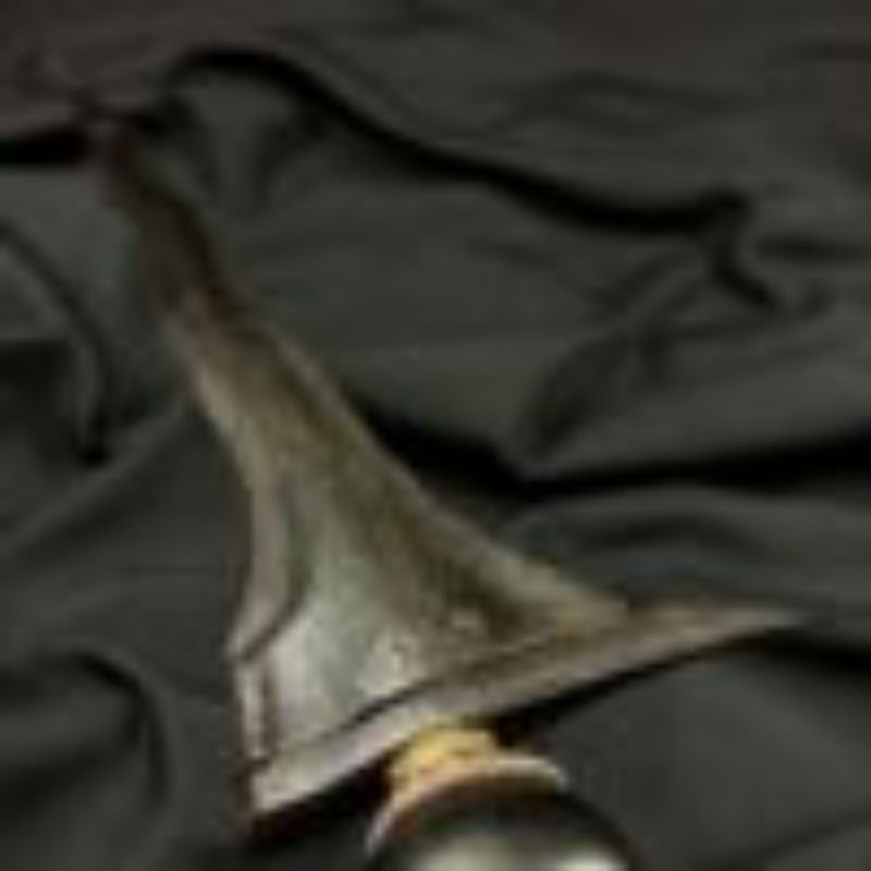 Keris Buto Ijo Luk 9 Pamor Ceprit-Ceprit Tangguh Majapahit Kuno