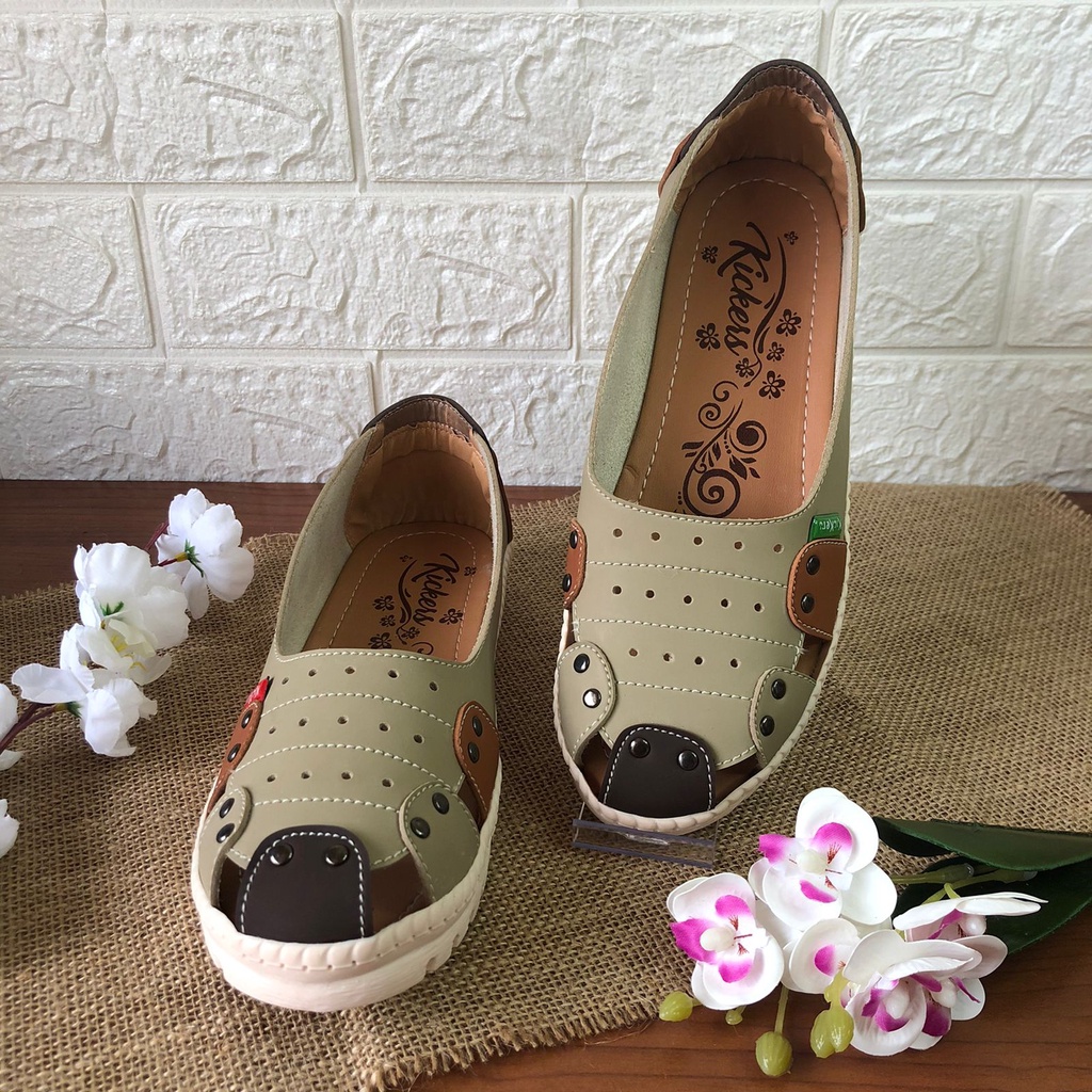 (TANPA KARDUS) SLP.07 5 SEPATU CREAM CEWEK WANITA TERLARIS ANTI SLIP TERBARU TERMURAH Sandal Slop Slip On Wanita Sandal Cewek  SLIP ON WANITA TERBARU KEKINIAN FLATSHOES KOREAN STYLE SEPATU CEWEK SLIPON FLAT SHOES CASUAL SANTAI RAMADHAN SALE FLATSHOES