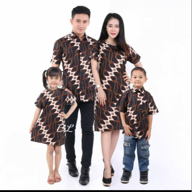 Couple Dres batik keluarga modern
