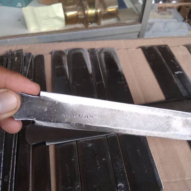 pahat ukir kayu Jepara sapuan