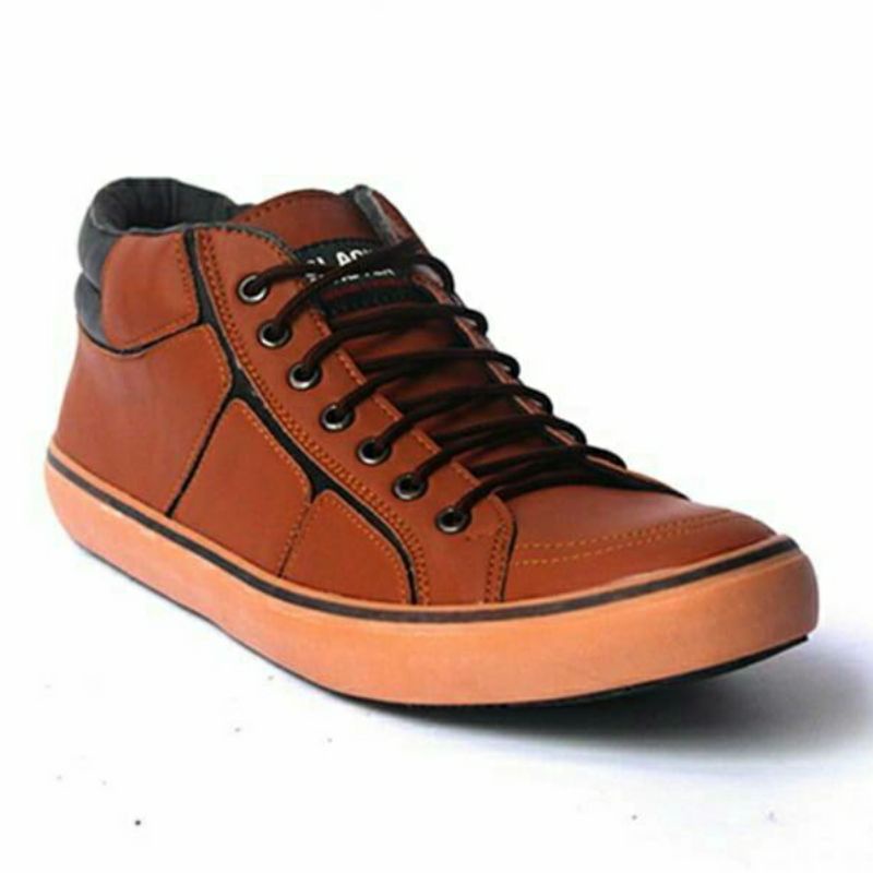 Sepatu Casual Pria Original Sneakers Kulit Sintetis Kets Santai Sekolah