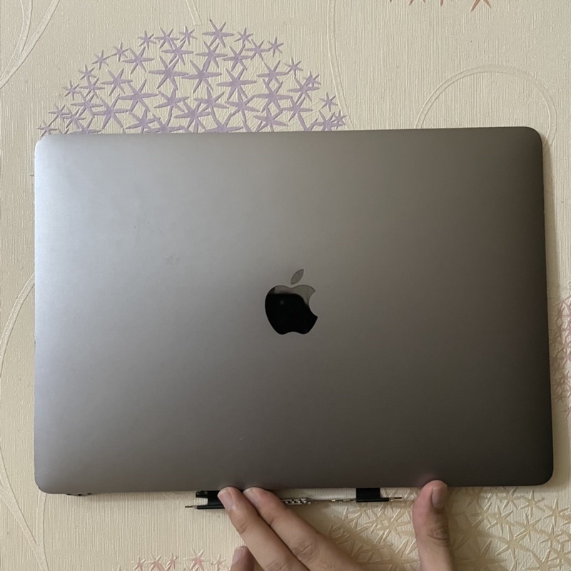Lcd Macbook pro 13 inch 2017 original bekas - Harap membaca deskripsi