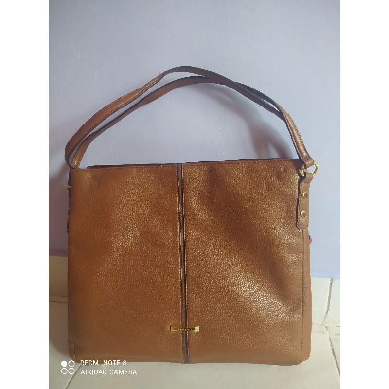 Tas wanita Anne Klein tas PL
