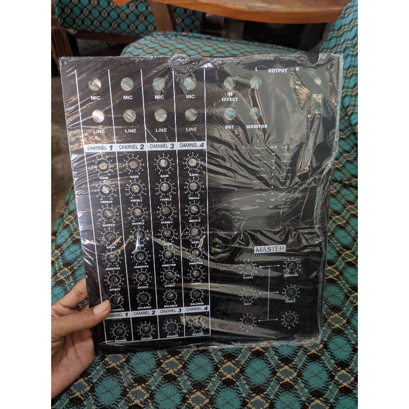 panel mixer 4 ch