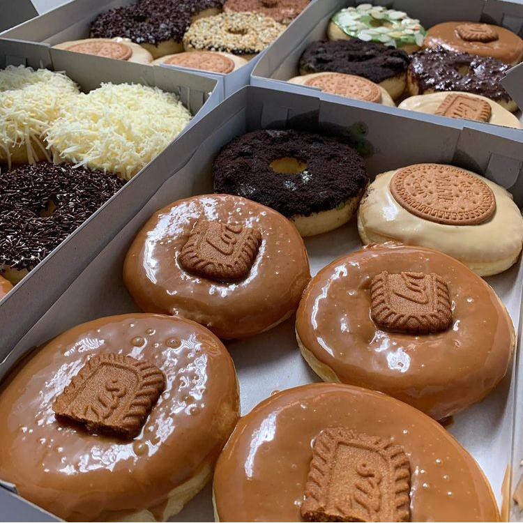 

Donat (Donut) Jadul / Premium Fluffy Enak | Lavella Jakarta