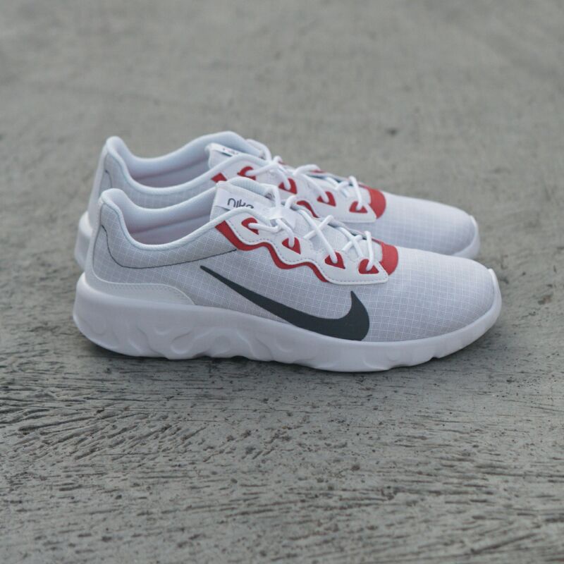 NIKE EXPLORE STRADA