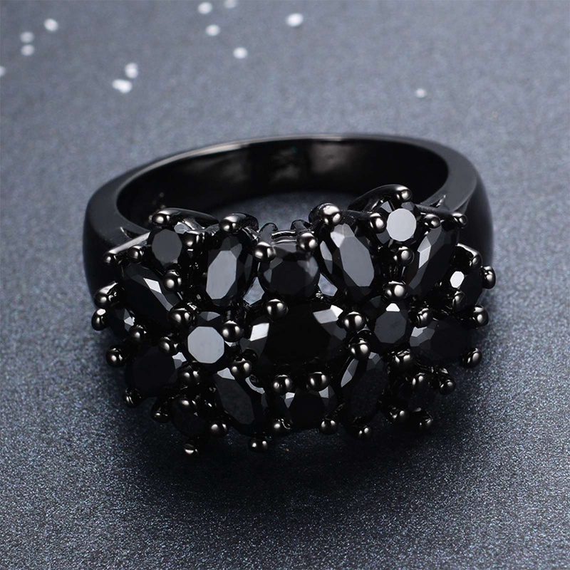 Cincin Bentuk Oval Warna Hitam Gaya Vintage Untuk Pria Dan Wanita