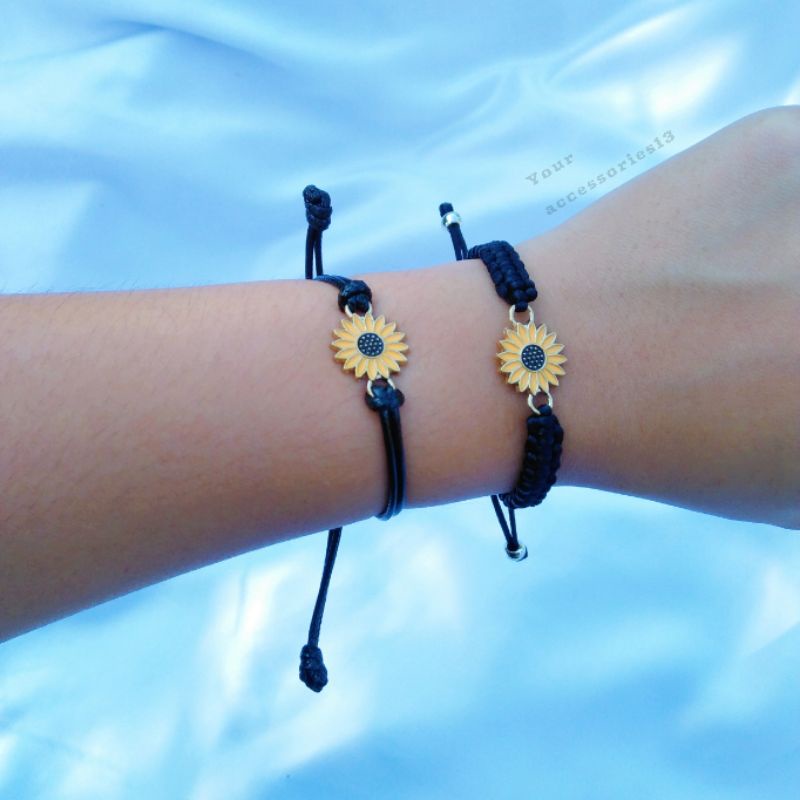 Gelang hitam charm sunflower Gelang matahari