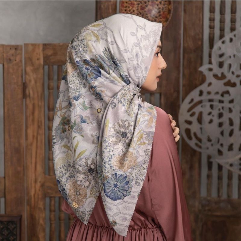 Sandhya Scarf PEARL by Heaven Lights