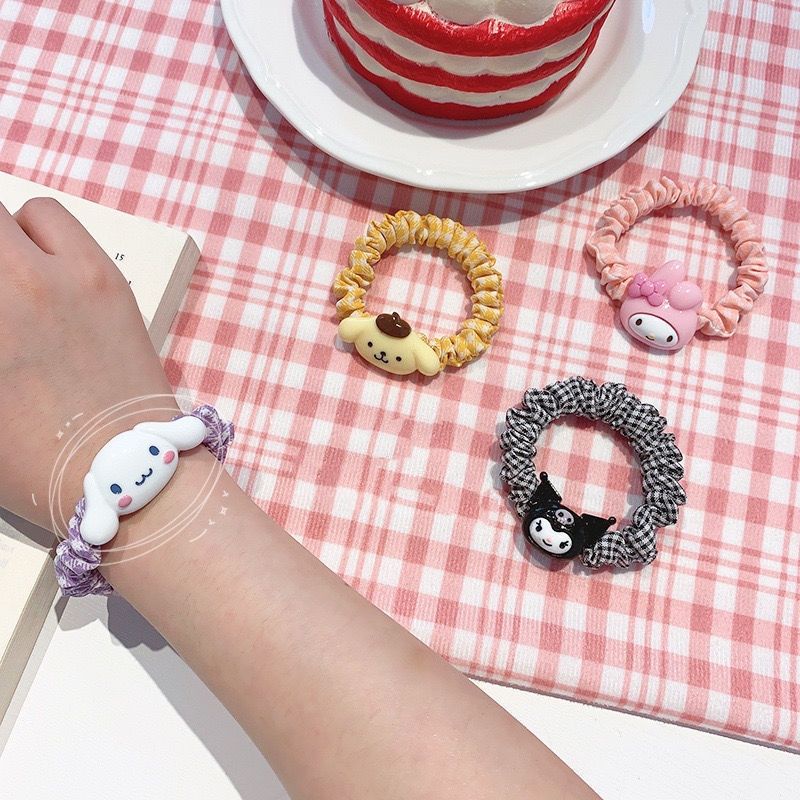 SCRUNCHIE SATIN SILK JEPANG / Ikat Rambut Wanita / Cepol jilbab SCRUNCHIE KOREA KUNCIRAN RAMBUT Srunchie Disney Ikat Rambut Wanita Lucu Cartoon Fashion Import - Ikat Rambut Cartoon