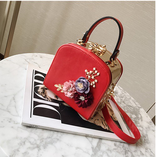 DD. Tas Wanita IMPORT FREE BOX slingbag pesta Elegan Import motif bunga